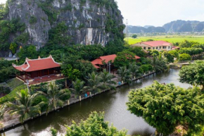 Núi Vàng Tràng An Hotel